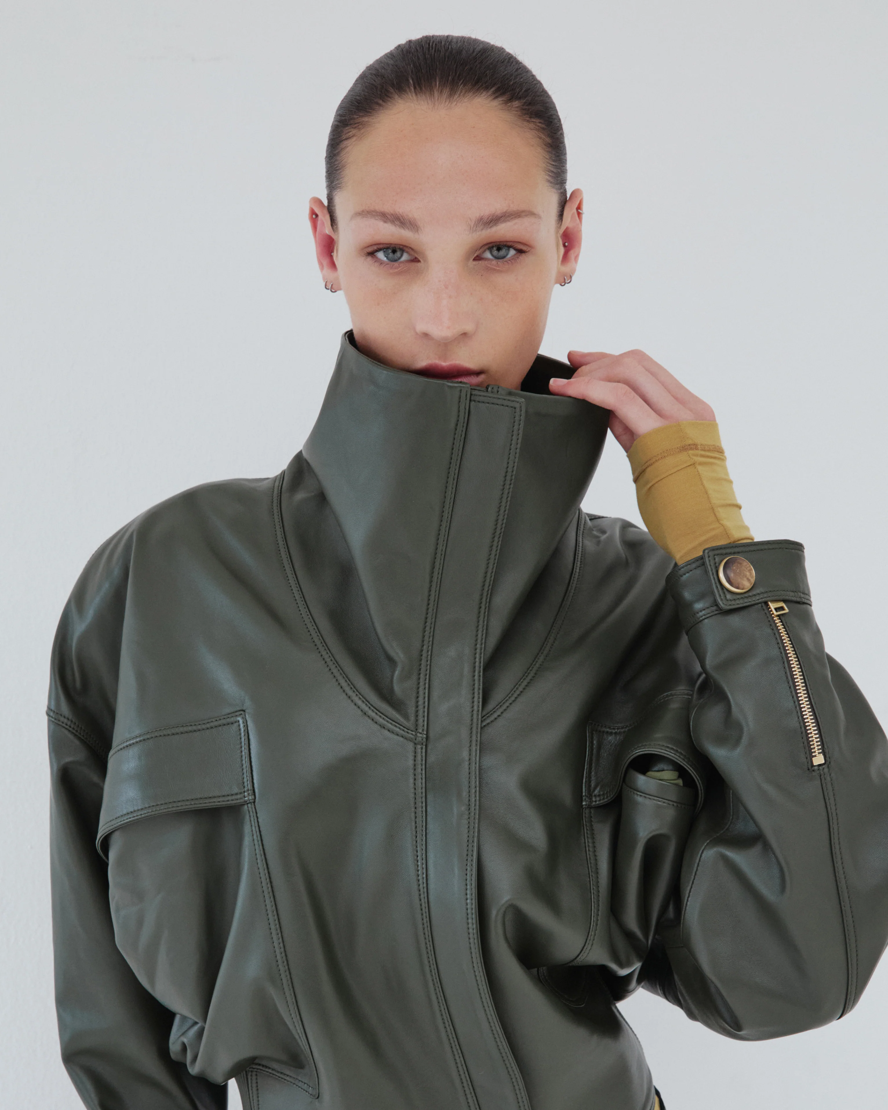 BRIANNA - HIGH COLLAR LEATHER JACKET