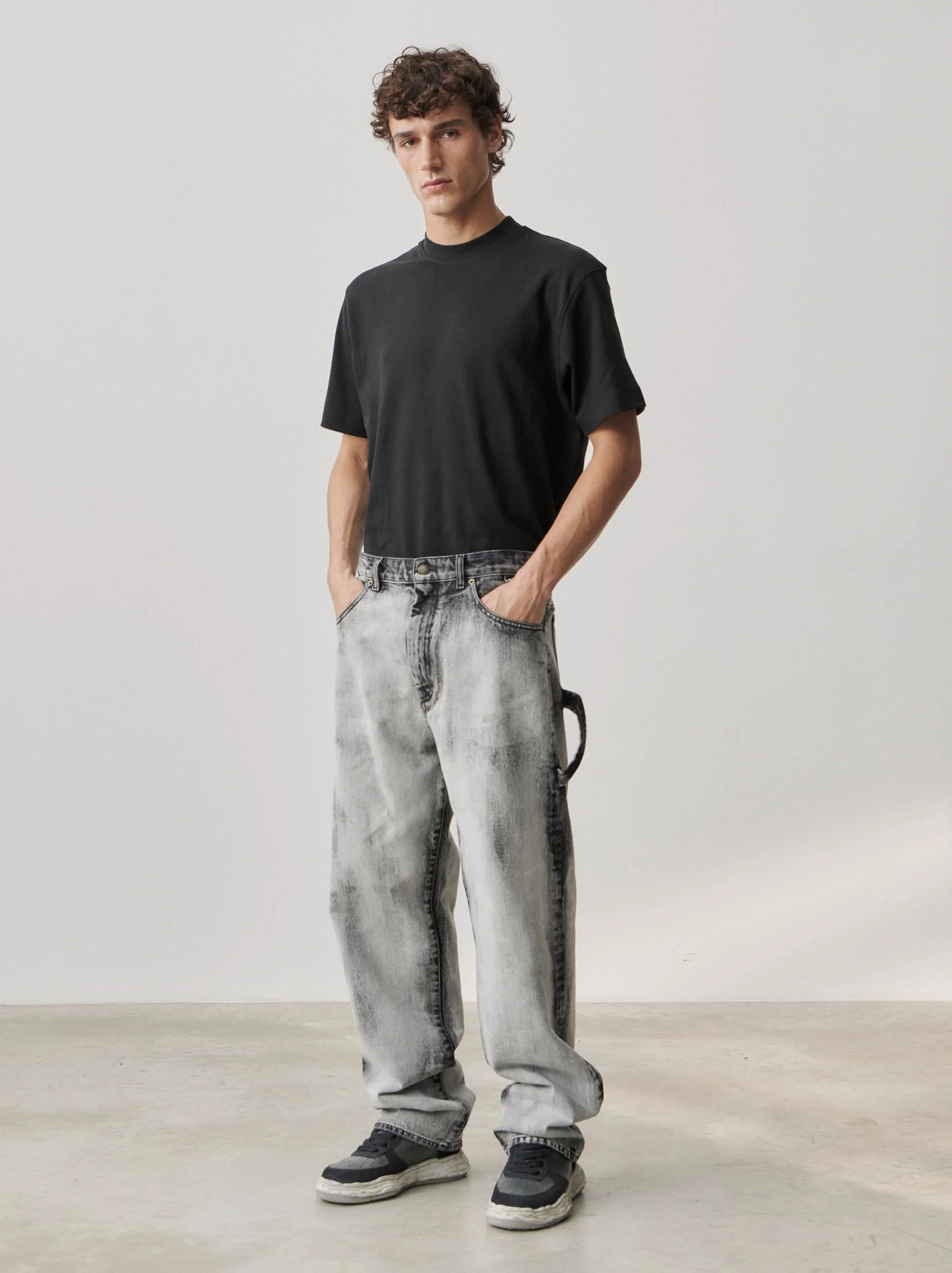 JOHN - HAND BLEACHED RELAX FIT WORKER DENIM