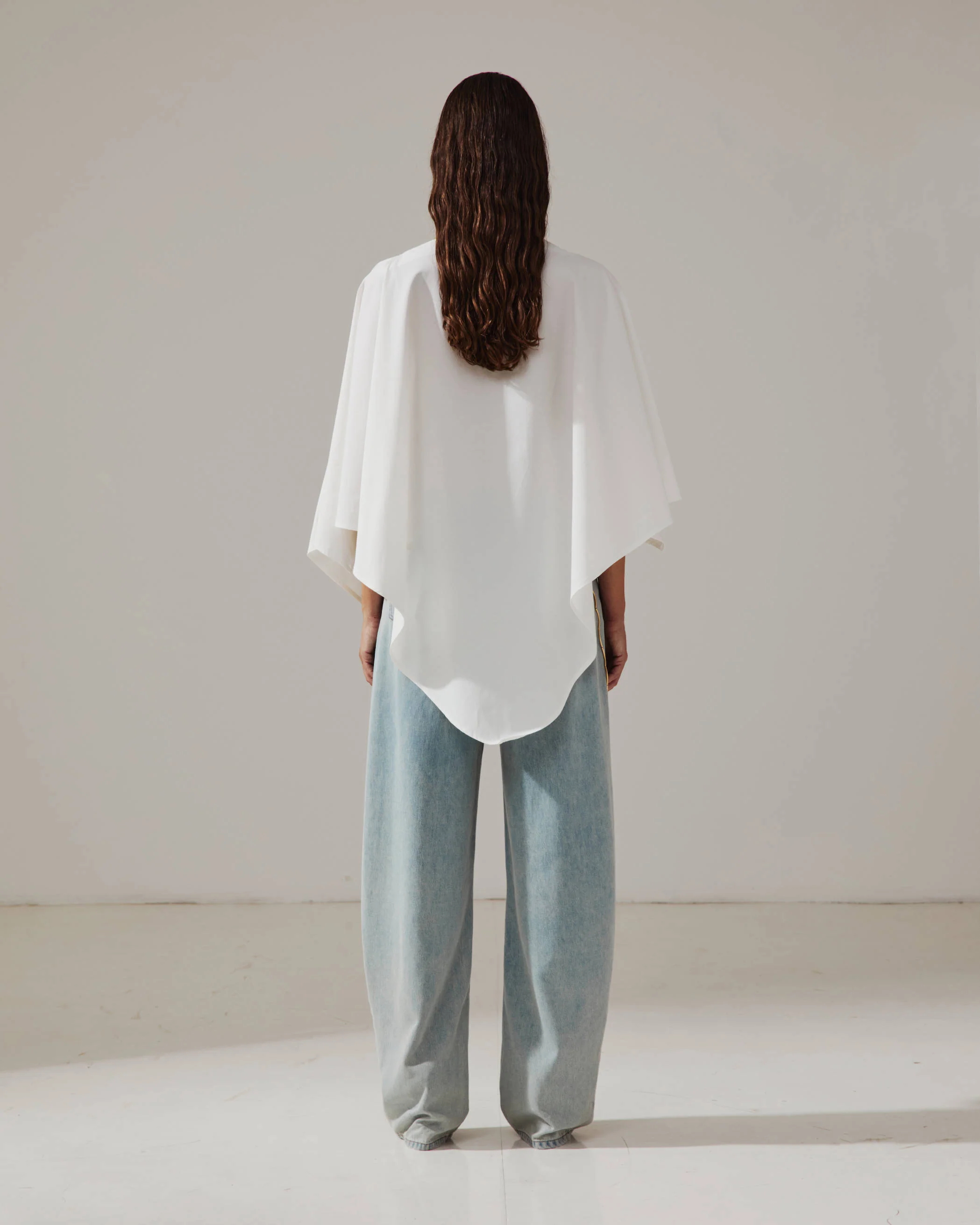 KHRIS -  BARREL LEG TENCEL DENIM - Image 3