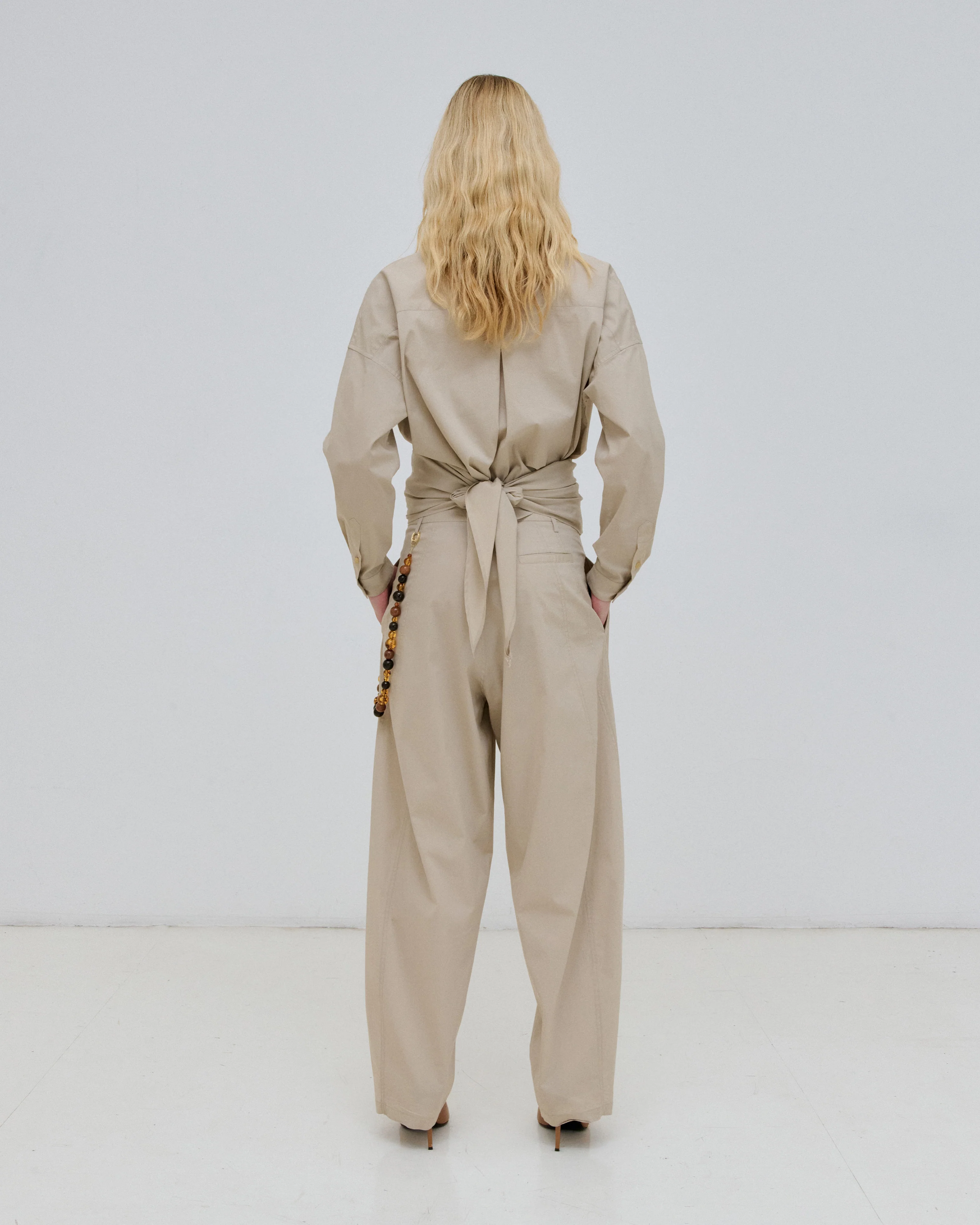 PHEBE - CHAIN ADORNED LIGHT COTTON POPELINE WIDE-LEG PANTS - Image 2
