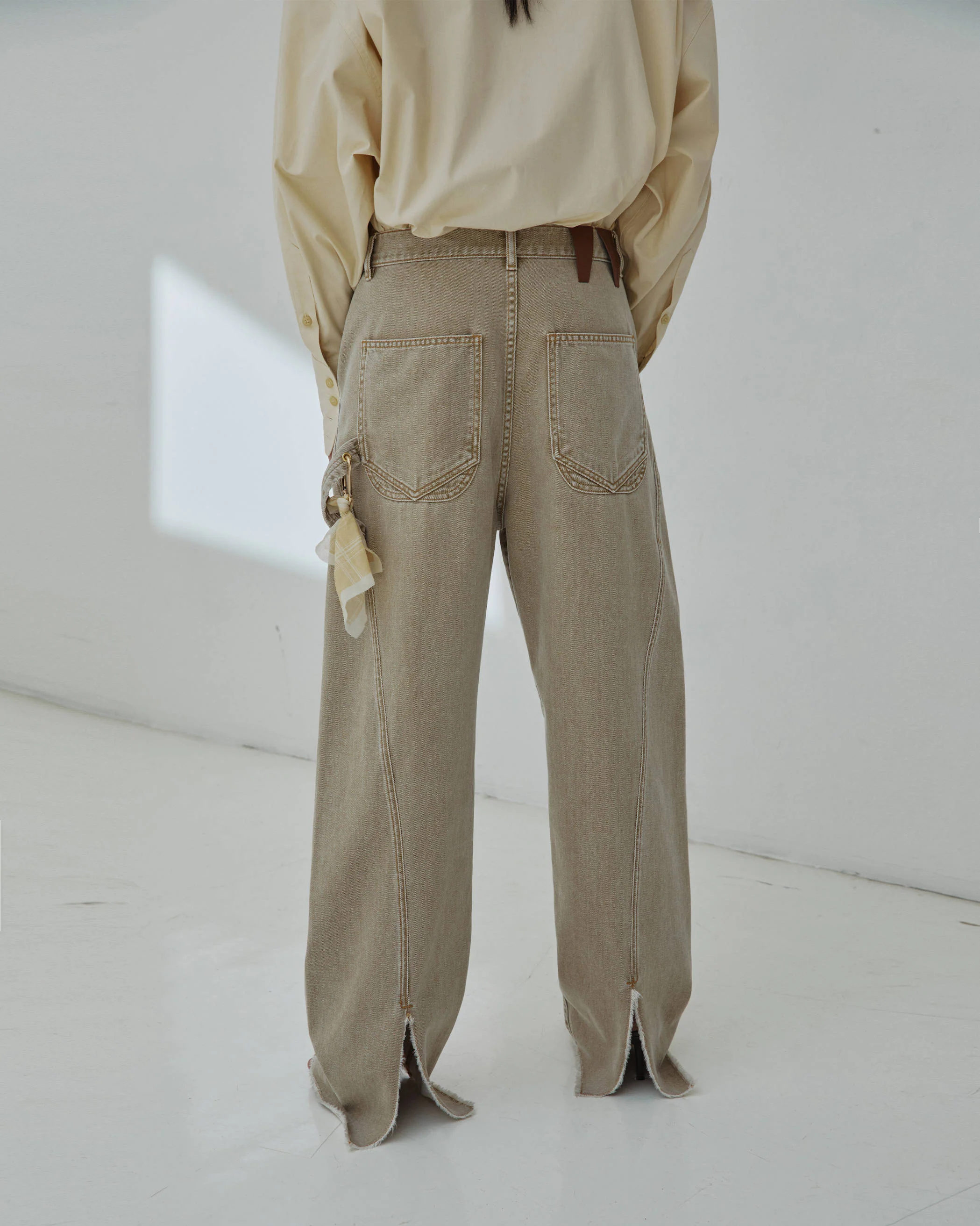 SIENNA - LOOSE SIDE SPLIT DENIM